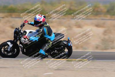 media/Oct-09-2022-SoCal Trackdays (Sun) [[95640aeeb6]]/Turn 15 Inside Distant Pans (1145am)/